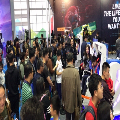 vr體驗(yàn)館加盟多少錢？需要投入多少vr游戲設(shè)備？啟動(dòng)資金要多少